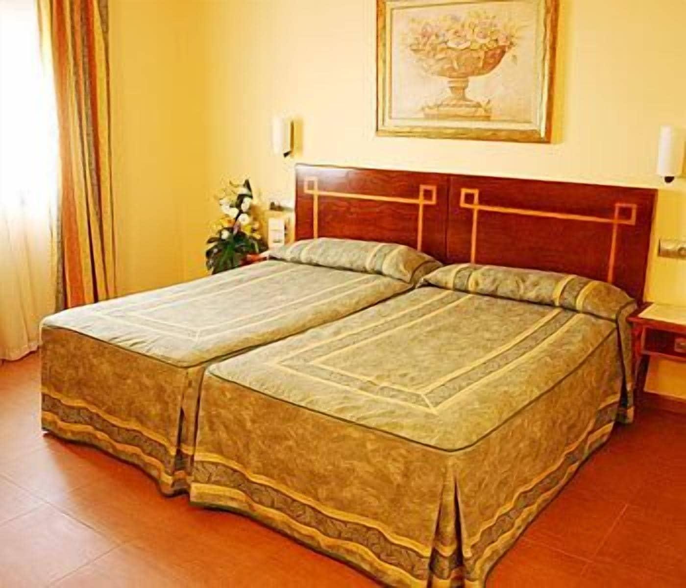 Hotel Mm Antequera Extérieur photo