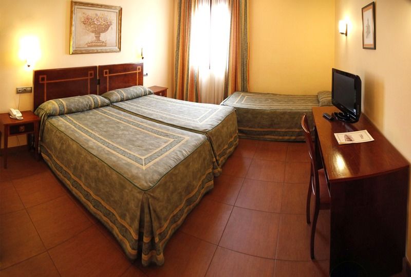 Hotel Mm Antequera Extérieur photo