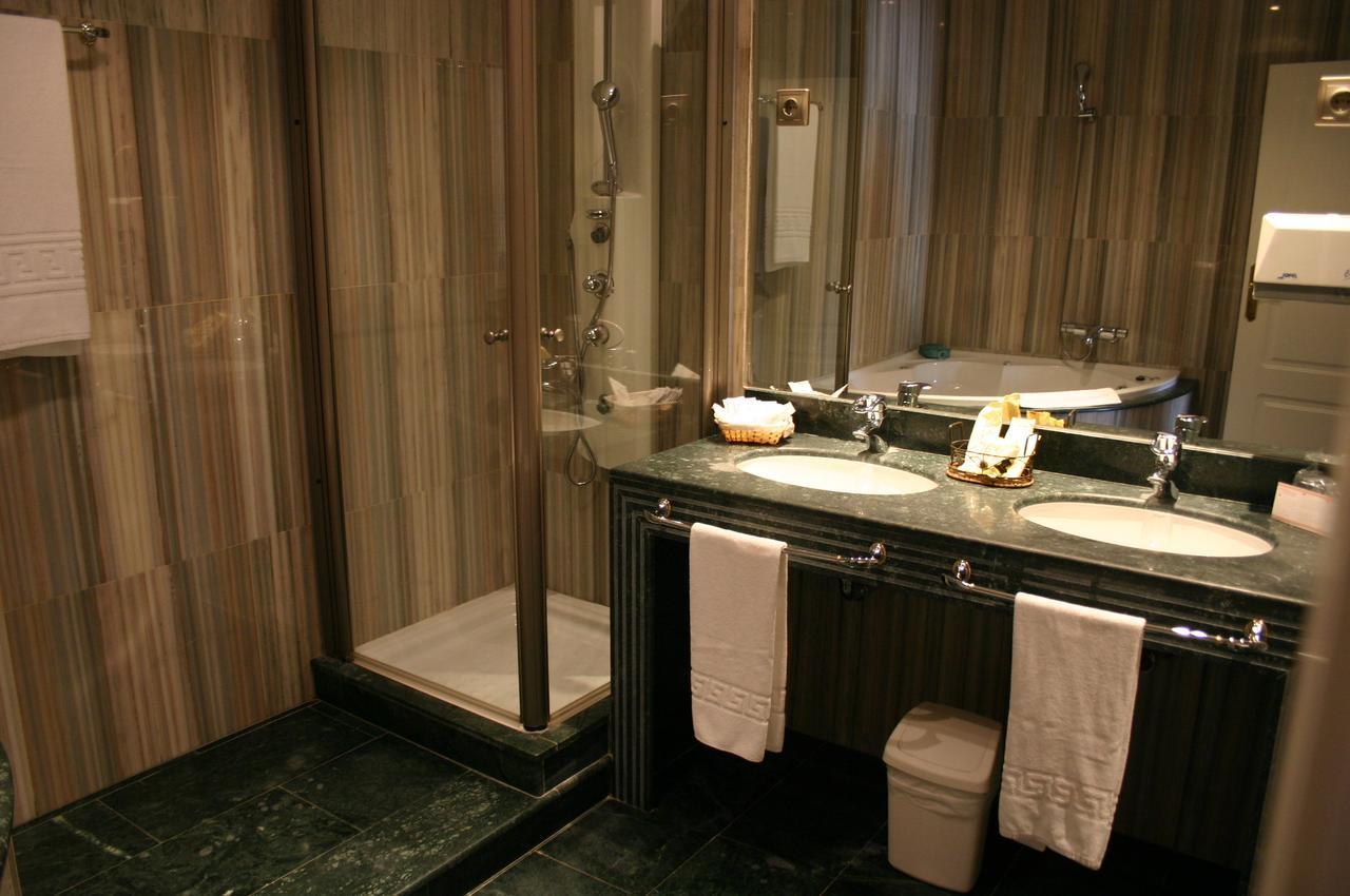 Hotel Mm Antequera Extérieur photo